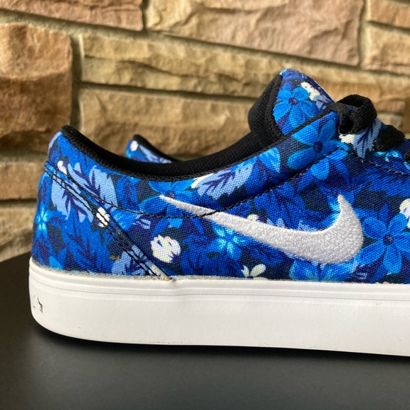 Nike SB Satire Canvas Skateboarding Sneakers in Blue Floral - Mens Size 11 - Picture 2 of 9